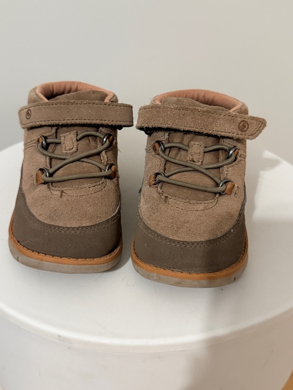 Stride Rite Toddler Taupe & Brown Suede Hook-and-Loop Shoes